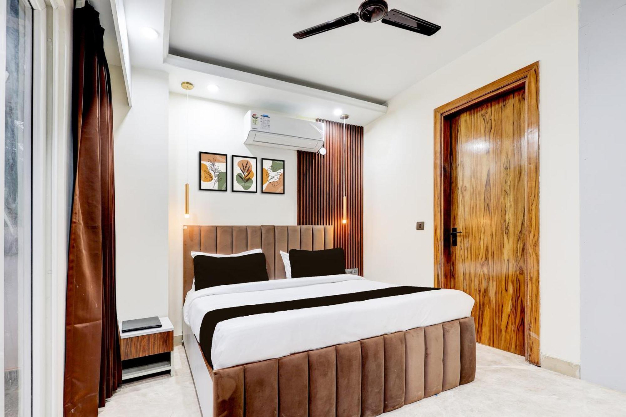 Super Hotel O Sector 43 Gurgaon Exterior photo