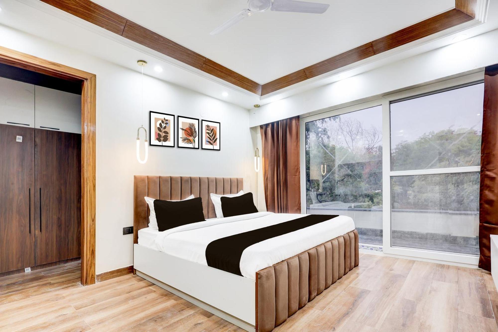 Super Hotel O Sector 43 Gurgaon Exterior photo